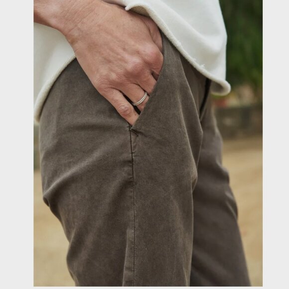 Frank & Eileen WICKLOW The Italian Chino Performance Twill Size: 4 CHOCOLATE - Picture 5 of 16